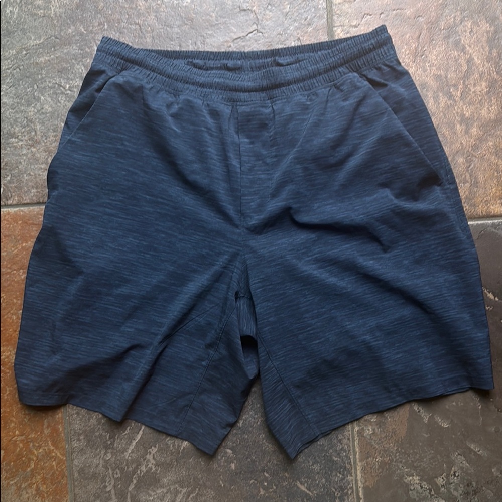 Lululemon Pace Breaker 9 inch lined shorts